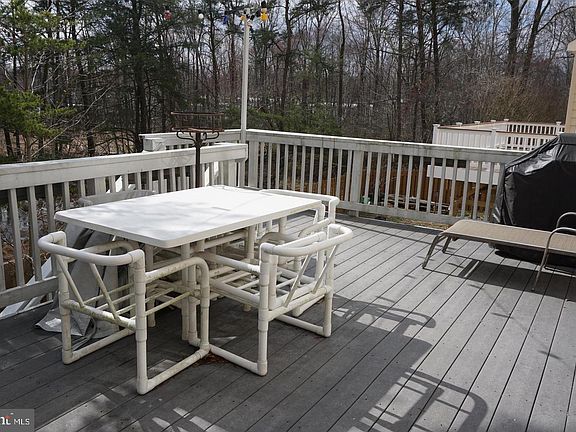 2nd image of 7575 Lindberg Dr