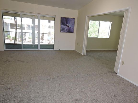 2nd image of 10804 N Fairway Ct W