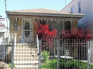 1st image of 5510 W Wrightwood Ave