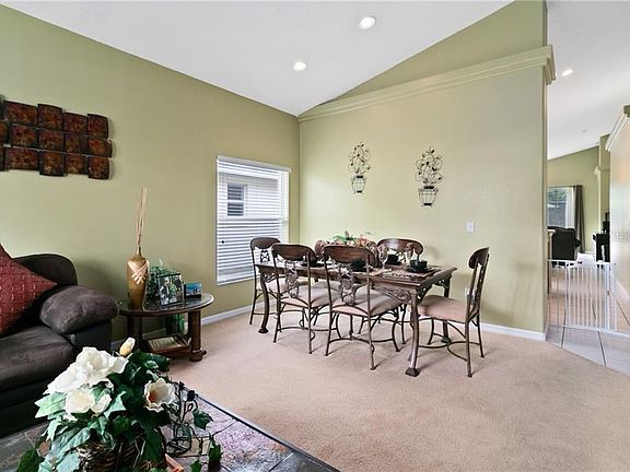 3rd image of 16701 Rolling Green Dr