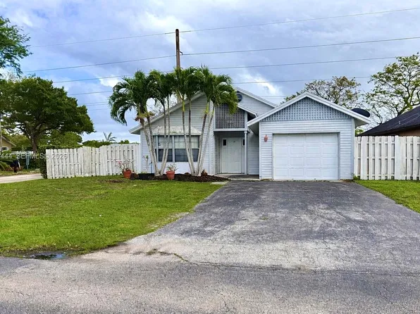 9900 NW 44th Ct, Sunrise, FL 33351