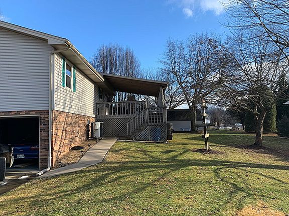 3rd image of 315 McArthur Ln