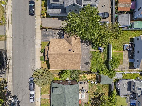 4th image of 52 Chesterfield St