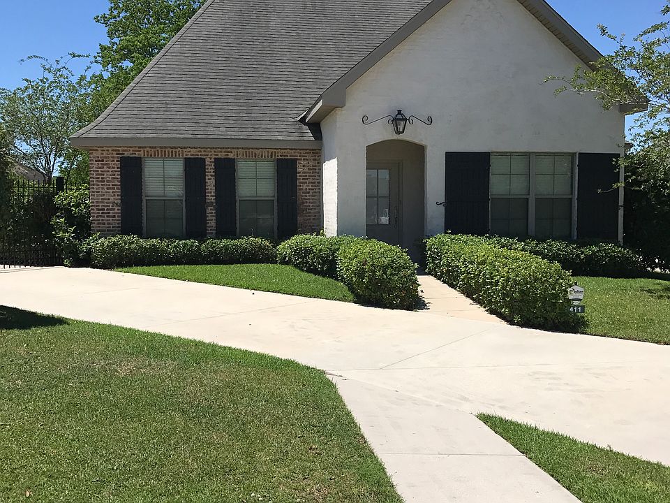 1st image of 411 Shoal Dr
