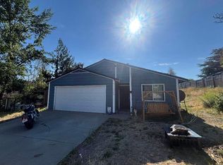 1336 Comstock Dr, Yreka, CA 96097