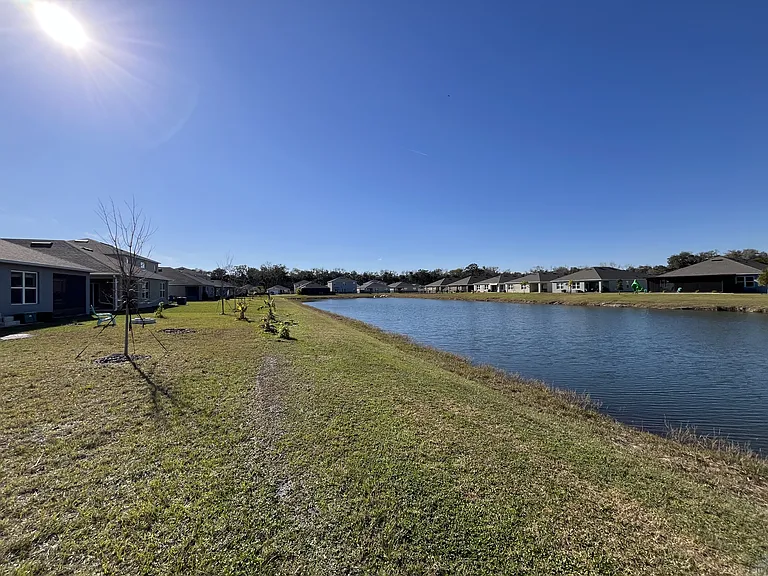 2219 Lake Preserve Cir — Photo 15