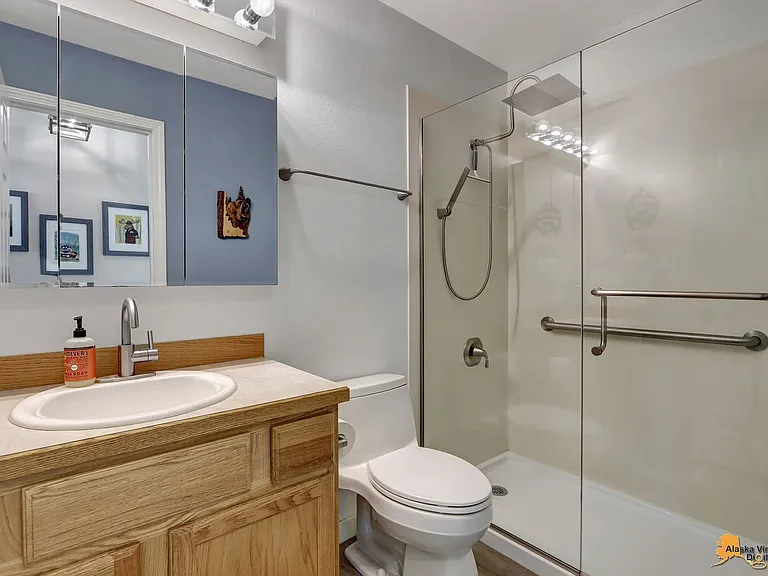 2310 Leopard Cir — Photo 23