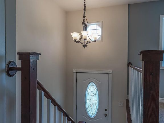4th image of 9872 Dunraven Dr