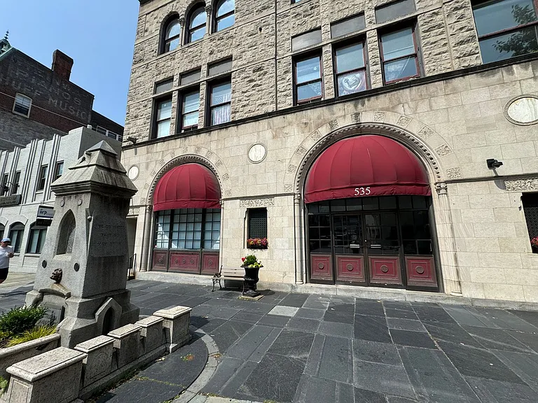 535 Main St #17 — Photo 22