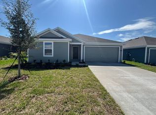 2824 Pioneer Trl, Eagle Lake, FL 33839