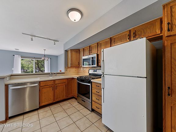 5th image of 206 Birmingham Ct