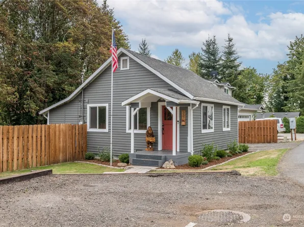 337 Maple Street NE, Castle Rock, WA 98611
