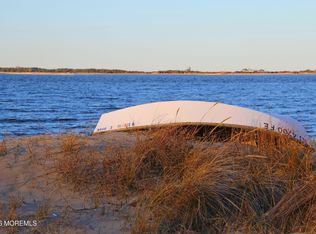 60 Matthews St #1, Highlands, NJ 07732