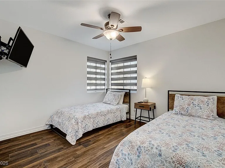 8208 Ogee Dr — Photo 37