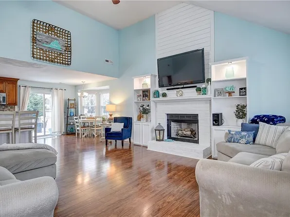 625 Marston Dr, Chesapeake, VA 23322