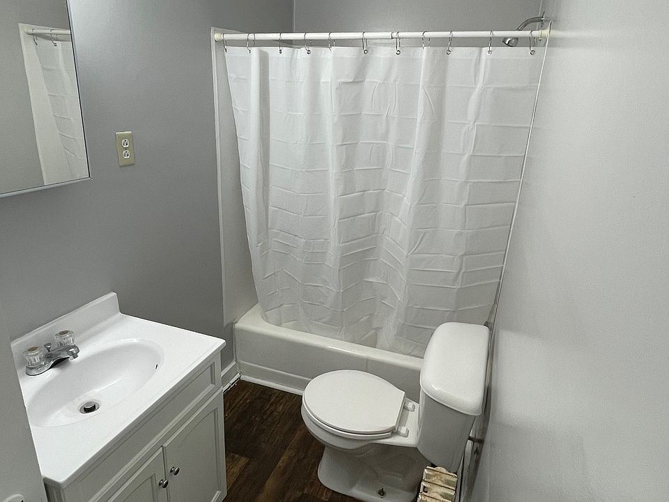 1st image of 1039 N 7th St #1