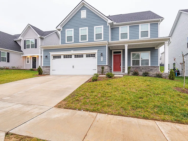 815 Dean Dr — Photo 3