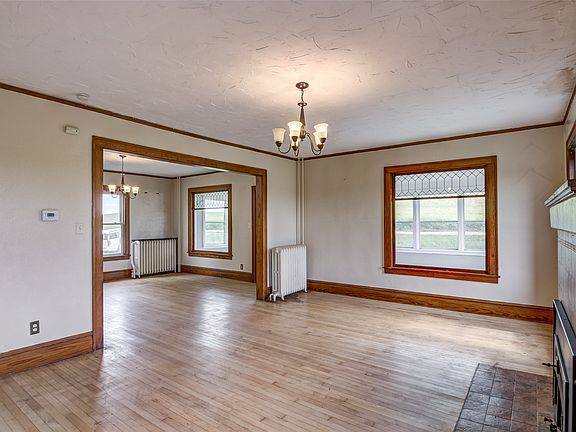 5th image of E3741 310th Avenue