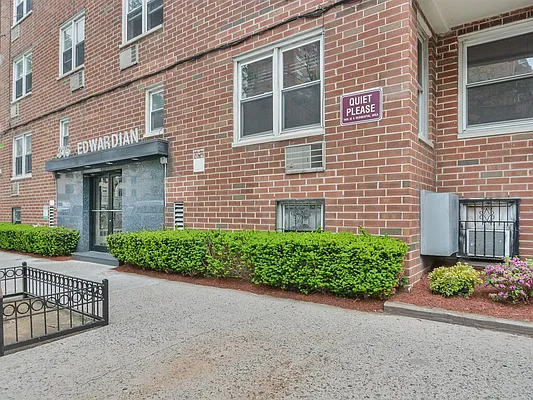 Sold by Robert E. Hill  | media 17