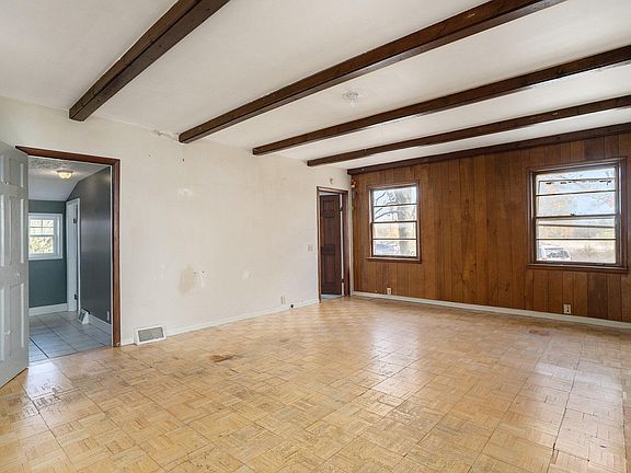 4th image of 10668 E Apple Ave