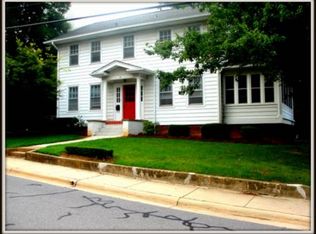 37 Gracelyn Rd, Asheville, NC 28804