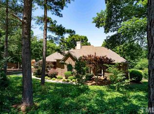 300 Neuse Ridge Dr, Clayton, NC 27527