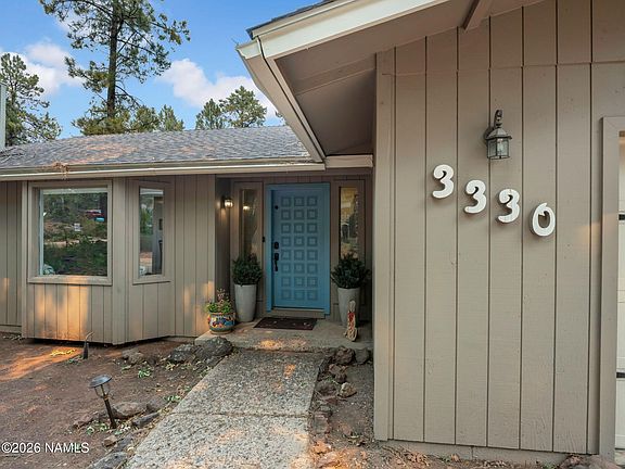 4th image of 3330 S Moore Cir
