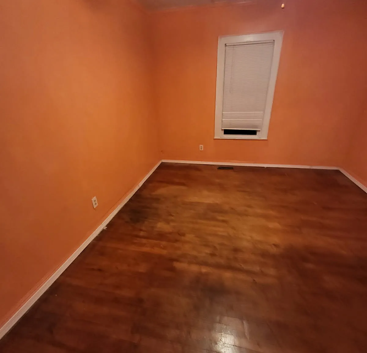 3 bed, 1456 sqft, $1,100 — Photo 4