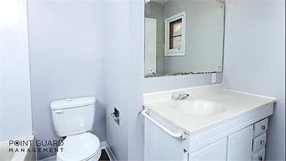 5th image of 1700 N Harvard Ave