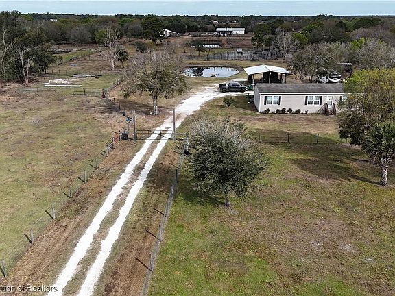 3rd image of 5679 NW 20th St