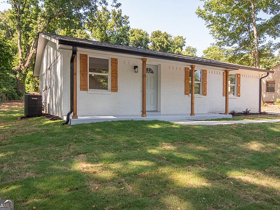 2nd image of 618 S Harlem Cir