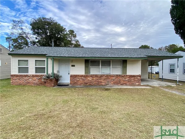 2210 N Fernwood Drive, Savannah, GA 31404