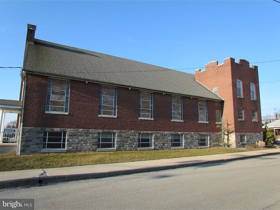 1st image of 236 S Richmond St
