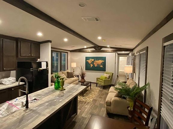 3rd image of 3007 Edward Dr