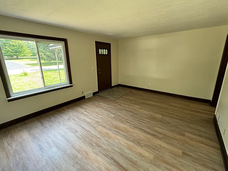 6173 N McKinley Rd #1 — Photo 13