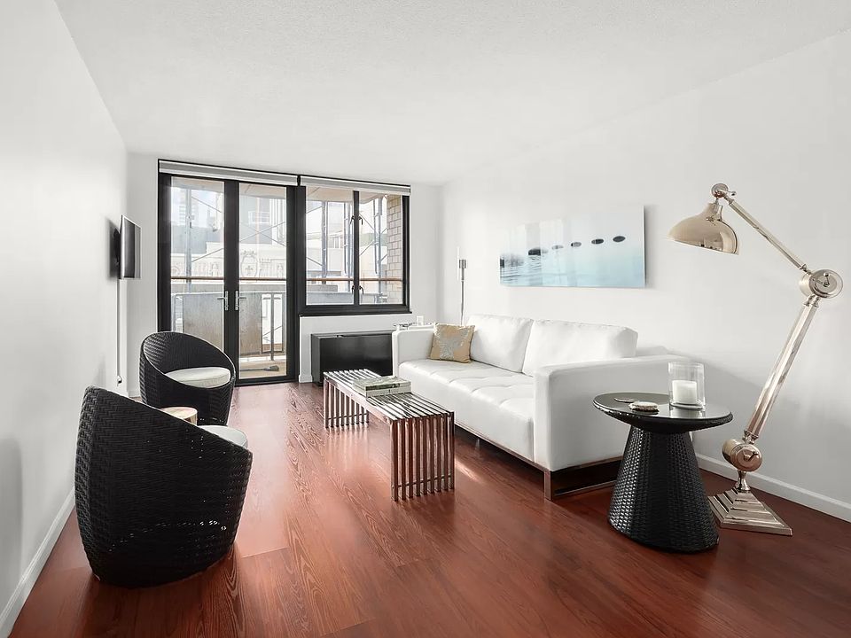 1st image of 407 Park Ave S APT 24E