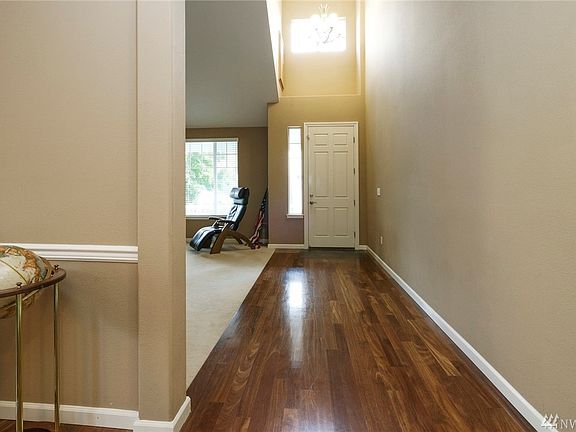 3rd image of 12102 182nd Ave E