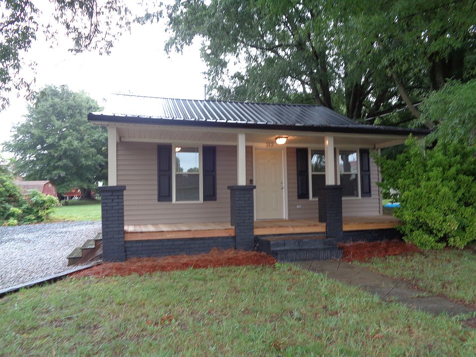 1st image of 212 Orr St