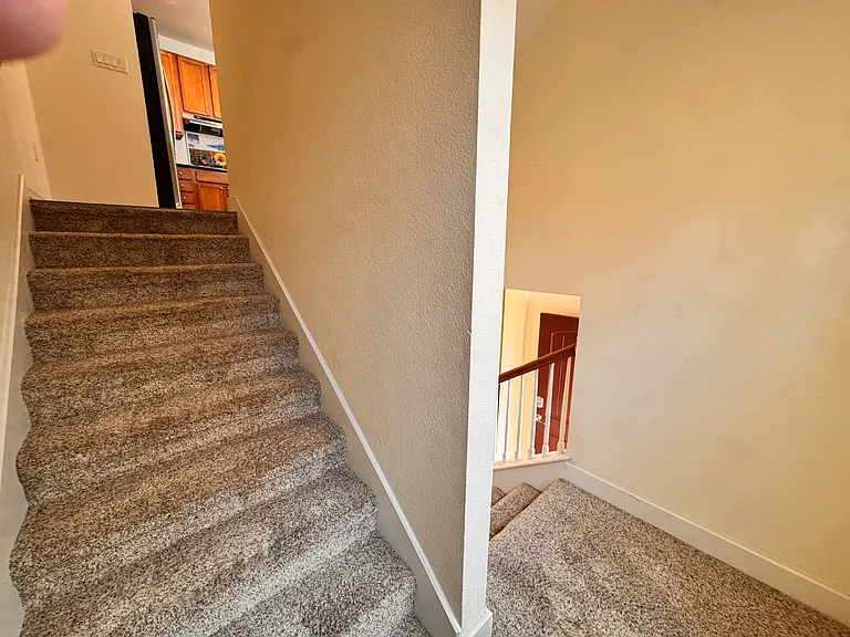 2116 Grove Park Ln — Photo 15