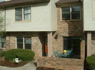 9570 Maple Way, Indianapolis, IN 46268