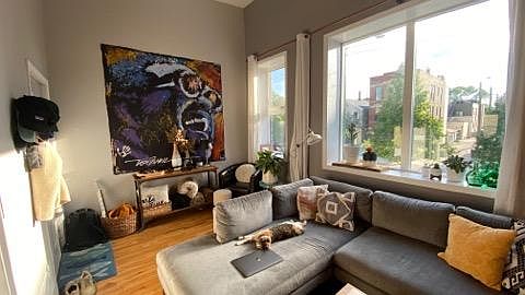 2nd image of 533 N Ashland Ave #1