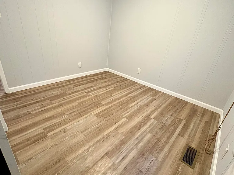108 Spruce Dr — Photo 12