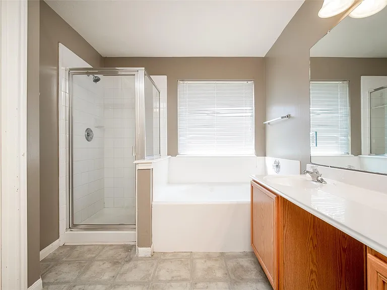 17219 Lilac Vale Ct — Photo 21