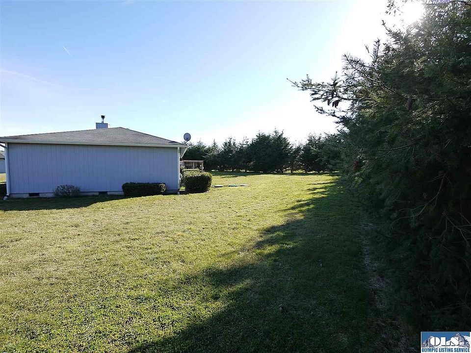 2nd image of 21 Hampton Ct