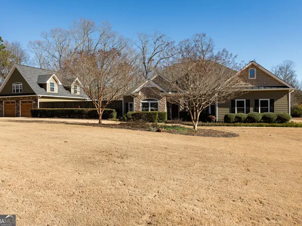 8620 Copperridge Dr, Winston, GA 30187