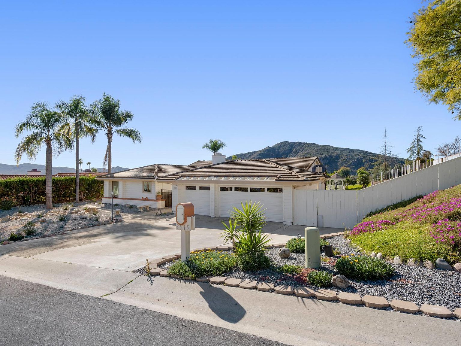 3515 Lomas Serenas Dr, Escondido, CA 92029 Zillow