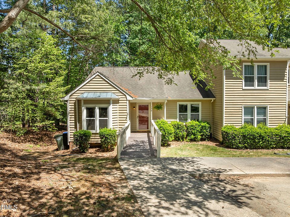 1st image of 138 Timber Ridge Dr