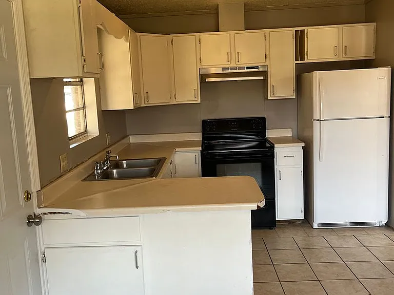 6 Homestead Ter — Photo 4