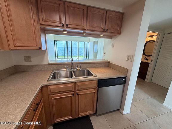 5th image of 2469 S Washington Ave APT C-108
