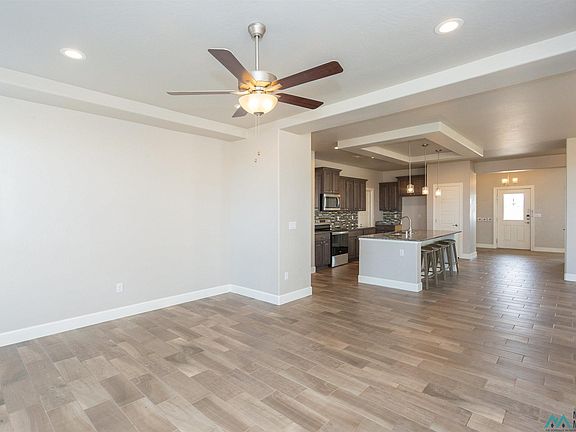 5th image of 2812 Browning Ave
